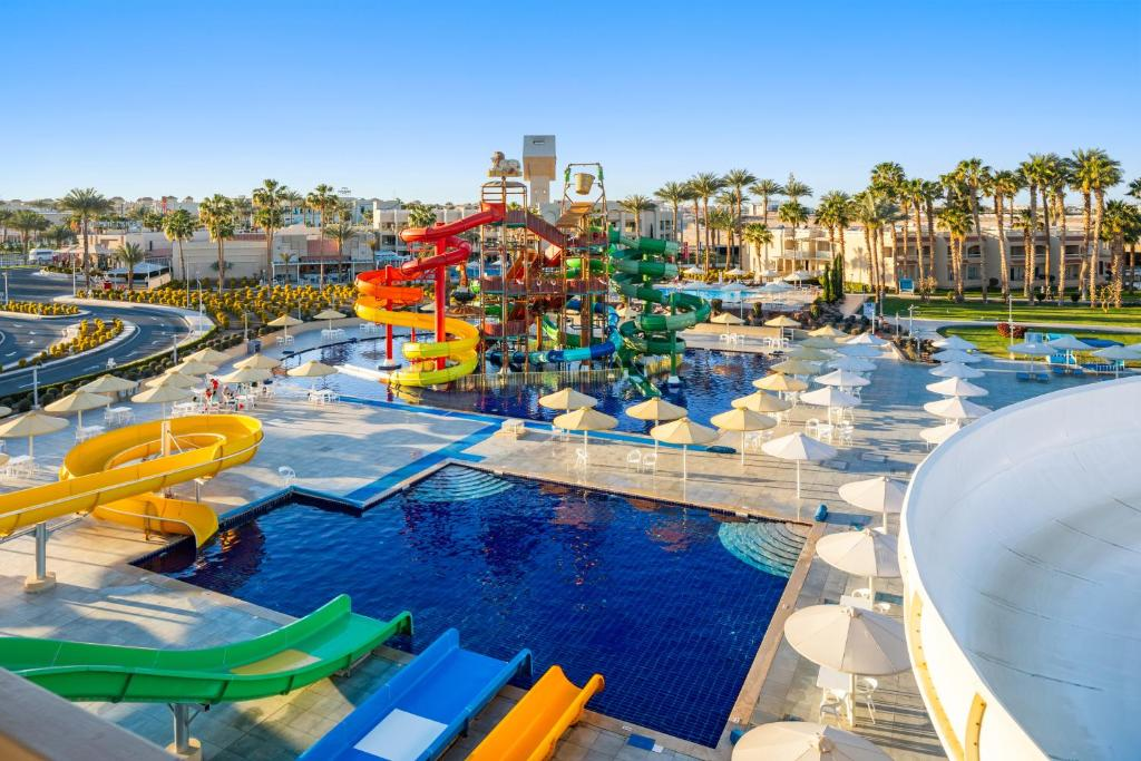 Beach Albatros Resort