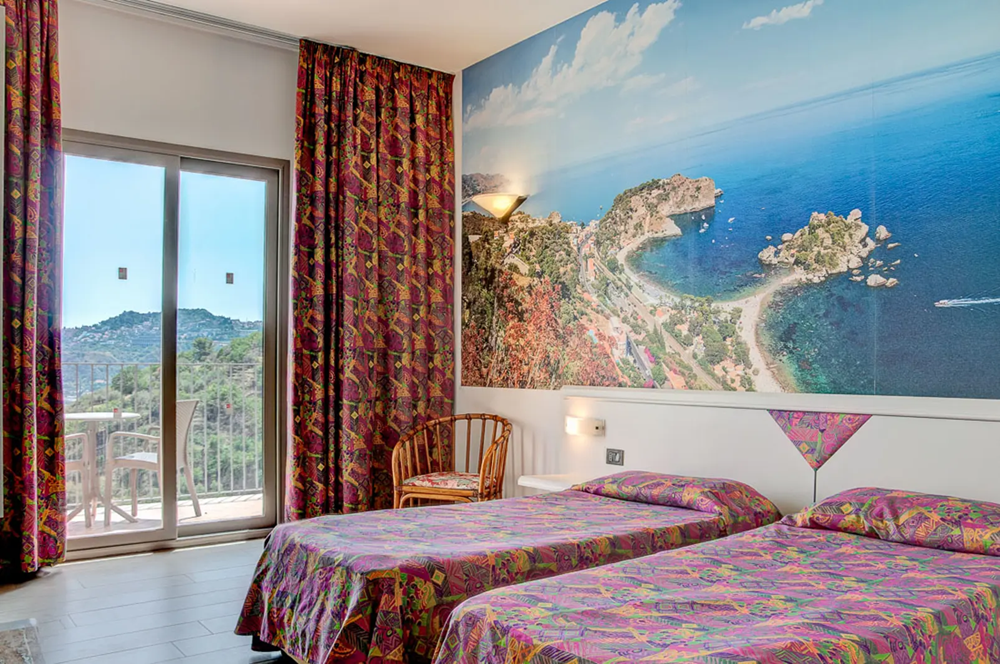 Hôtel Antares 4 * - Letojanni