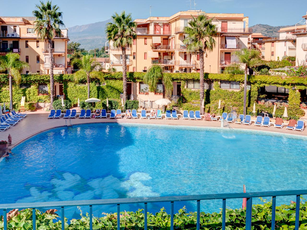 Hôtel Caesar Palace 4 * - Giardini Naxos